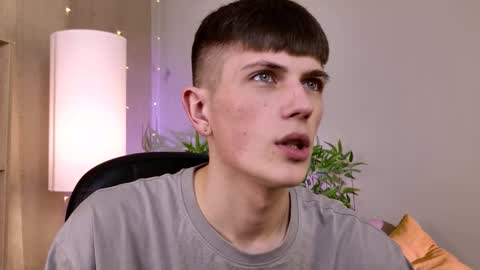 Snapshot of rony_winston chatting on February 14, 7:21 pm Rony online show from February 14, 7:21 pm