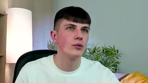 Snapshot of rony_winston chatting on March 2, 8:26 pm Rony online show from March 2, 8:26 pm