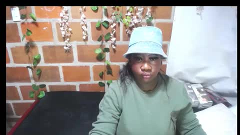 Snapshot of roos_veyker chatting on October 12, 4:39 pm roos_veyker online show from October 12, 4:39 pm
