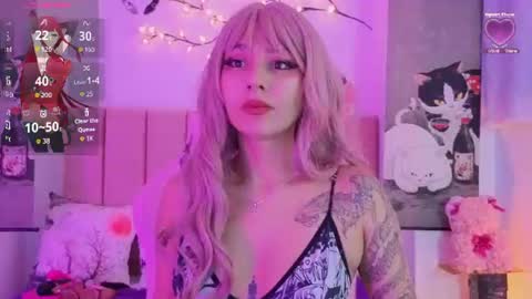 Snapshot of roose_eva chatting on June 29, 6:41 pm roose eva online show from June 29, 6:41 pm