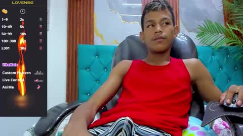 Snapshot of rory_castro chatting on December 13, 11:43 pm RORY CASTRO online show from December 13, 11:43 pm