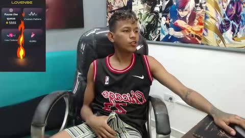 Snapshot of rory_castro chatting on February 3, 6:02 pm RORY CASTRO online show from February 3, 6:02 pm