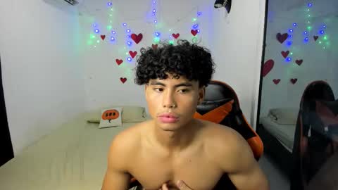 Snapshot of rory_peters_ chatting on February 15, 2:58 pm rory_peters_ online show from February 15, 2:58 pm