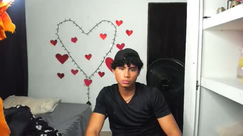 Snapshot of rory_peters_ chatting on February 21, 4:52 pm rory_peters_ online show from February 21, 4:52 pm