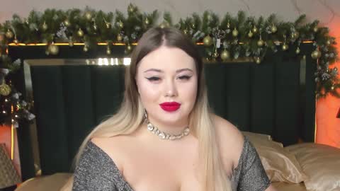 Chloe online show from December 25, 3:08 am