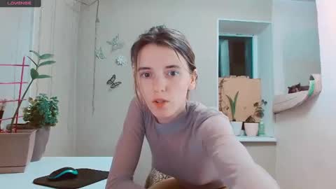 Snapshot of rosa843850 chatting on February 9, 6:16 pm rosa843850 online show from February 9, 6:16 pm