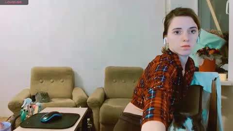 Snapshot of rosa843850 chatting on February 19, 5:06 pm rosa843850 online show from February 19, 5:06 pm