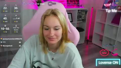 Snapshot of rosa_vaughn chatting on July 17, 12:23 pm Viola online show from July 17, 12:23 pm