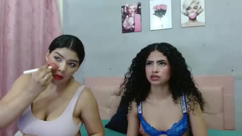 rosa_woolf online show from February 11, 1:27 pm
