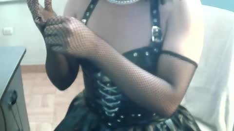 Snapshot of rosabells chatting on March 23, 3:49 pm Rosa online show from March 23, 3:49 pm