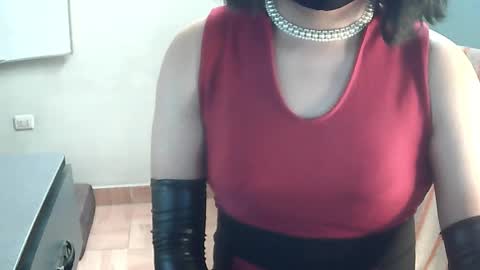 Snapshot of rosabells chatting on March 27, 4:07 pm Rosa online show from March 27, 4:07 pm