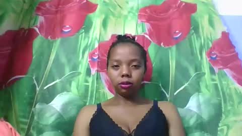 Snapshot of rosah225127 chatting on April 11, 5:45 am rosah225127 online show from April 11, 5:45 am