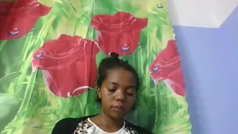 Snapshot of rosah225127 chatting on April 12, 5:51 pm rosah225127 online show from April 12, 5:51 pm