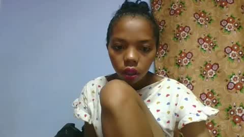 Snapshot of rosah225127 chatting on April 17, 3:53 am rosah225127 online show from April 17, 3:53 am