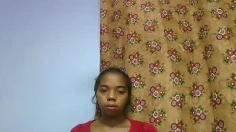 Snapshot of rosah225127 chatting on April 18, 4:11 pm rosah225127 online show from April 18, 4:11 pm