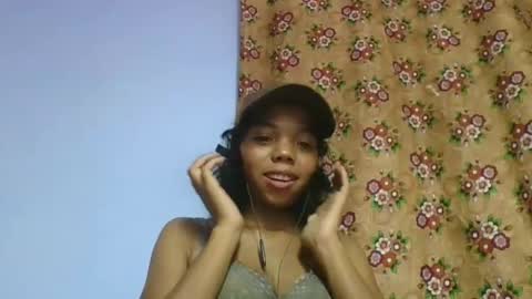Snapshot of rosah225127 chatting on April 20, 6:42 pm rosah225127 online show from April 20, 6:42 pm