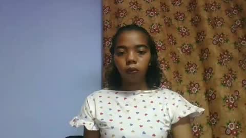 Snapshot of rosah225127 chatting on April 21, 3:13 am rosah225127 online show from April 21, 3:13 am