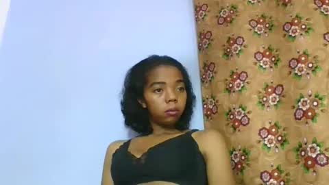 Snapshot of rosah225127 chatting on April 24, 6:10 pm rosah225127 online show from April 24, 6:10 pm
