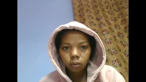 Snapshot of rosah225127 chatting on May 3, 3:23 am rosah225127 online show from May 3, 3:23 am