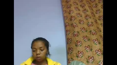 Snapshot of rosah225127 chatting on May 3, 3:29 pm rosah225127 online show from May 3, 3:29 pm