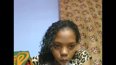 Snapshot of rosah225127 chatting on May 11, 2:45 pm rosah225127 online show from May 11, 2:45 pm