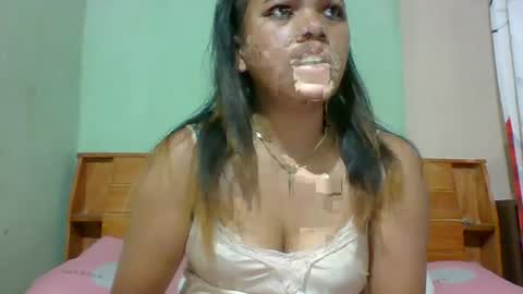 Snapshot of rosah451320 chatting on July 18, 4:22 pm rosah451320 online show from July 18, 4:22 pm