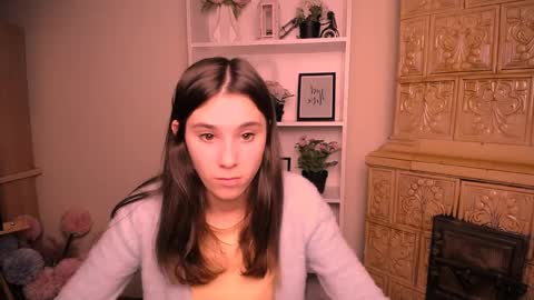 Snapshot of rosalais_ chatting on May 1, 6:51 am Rose online show from May 1, 6:51 am