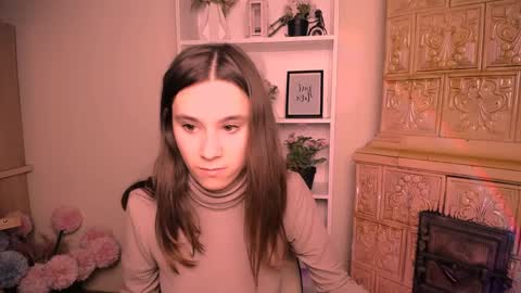 Snapshot of rosalais_ chatting on May 13, 6:44 am Rose online show from May 13, 6:44 am
