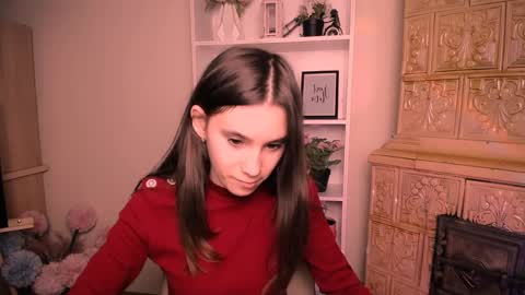 Snapshot of rosalais_ chatting on May 14, 6:20 am Rose online show from May 14, 6:20 am