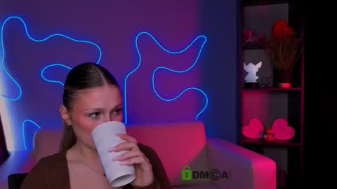 rosalie_liu online show from November 25, 12:16 pm