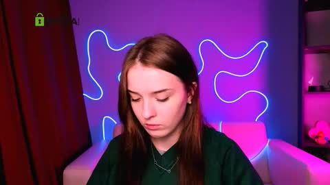 rosalie_liu online show from December 1, 2:00 pm