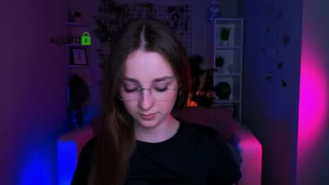 Snapshot of rosalie_swan3 chatting on June 18, 7:07 pm Black Swan online show from June 18, 7:07 pm