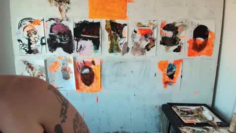 Snapshot of rosaliecaine chatting on November 17, 9:42 pm Rosalie Caine online show from November 17, 9:42 pm