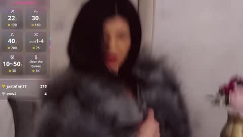 Rosalie online show from December 18, 6:47 pm