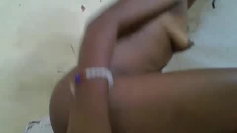 Snapshot of rosalinda933 chatting on May 10, 4:23 pm Rosalinda online show from May 10, 4:23 pm