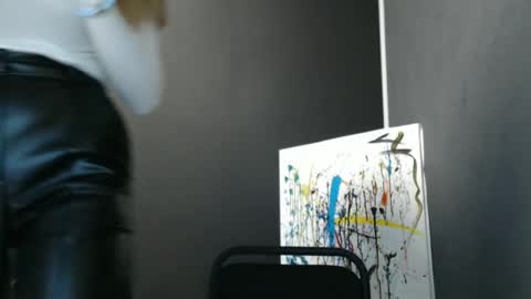 Snapshot of rosaline_ly chatting on October 5, 12:58 pm Rosalina online show from October 5, 12:58 pm