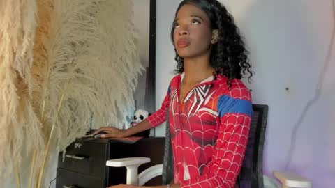 rosaly_rodman online show from March 30, 7:15 pm