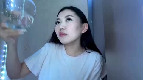 Snapshot of rosalynhandy chatting on February 26, 12:59 pm Kira online show from February 26, 12:59 pm