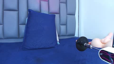 Snapshot of rosana_gomez chatting on November 15, 3:15 am rosana_gomez online show from November 15, 3:15 am