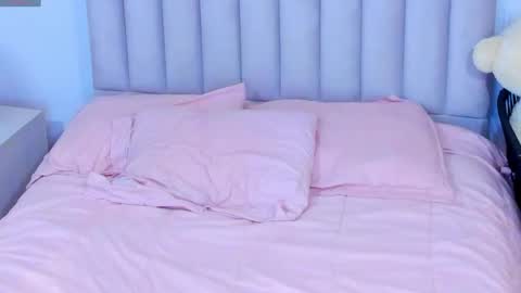 rosarojaa online show from September 14, 11:26 pm