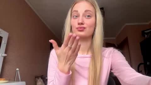 Rose online show from January 15, 11:15 am