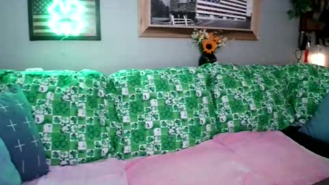 Snapshot of rose211994 chatting on March 17, 10:35 pm Rose online show from March 17, 10:35 pm