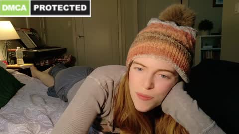 rose77782 online show from December 11, 7:03 pm