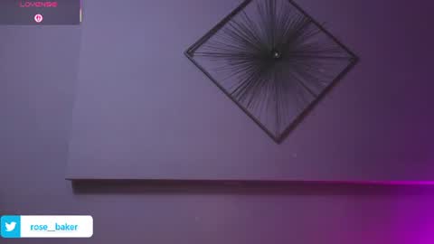 Snapshot of rose_baker_ chatting on June 18, 12:20 pm ROSE BAKER online show from June 18, 12:20 pm