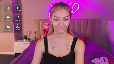 Kimberlly online show from November 19, 12:43 am