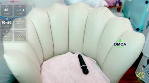 Snapshot of rose_rosemary chatting on July 2, 3:23 am Rose online show from July 2, 3:23 am