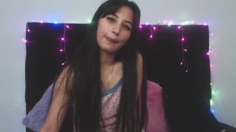 Snapshot of rose_smiley1 chatting on February 27, 2:53 am Rose online show from February 27, 2:53 am