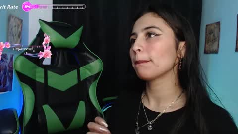 Snapshot of rose_smiley1 chatting on October 12, 1:59 am Rose online show from October 12, 1:59 am
