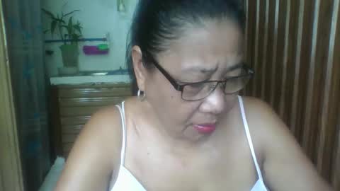 Snapshot of rosebelle66 chatting on May 26, 2:07 am rosebelle66 online show from May 26, 2:07 am