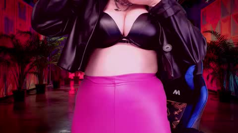 Snapshot of roseblooom chatting on October 11, 4:27 pm Rosebloom online show from October 11, 4:27 pm